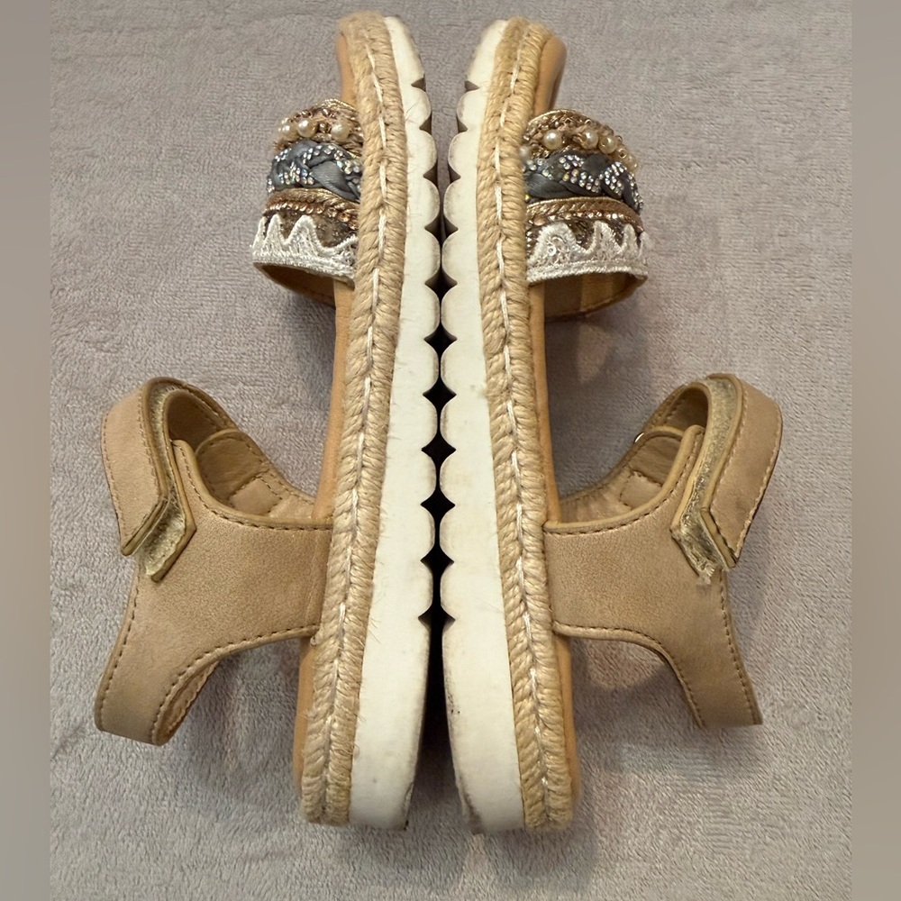 Steve Madden Girls Size 11 Sandals Beaded Braided Strap Ankle Strap Boho - Picture 7 of 7